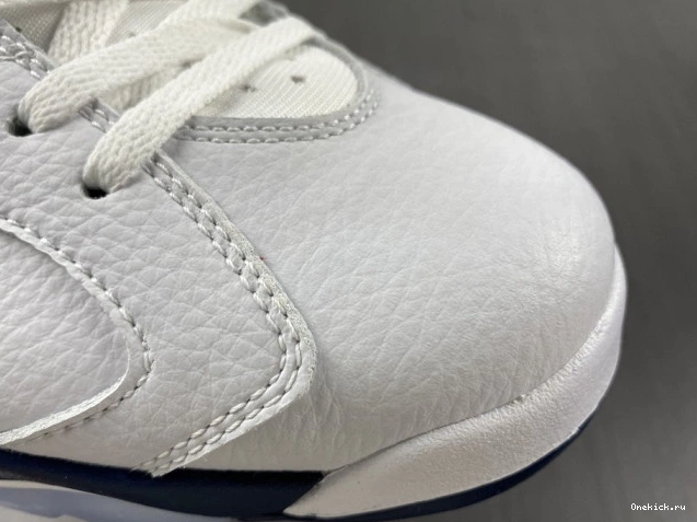 One Kick (2022) Navy Jordan CT8529-141 Retro 6 Midnight 0707